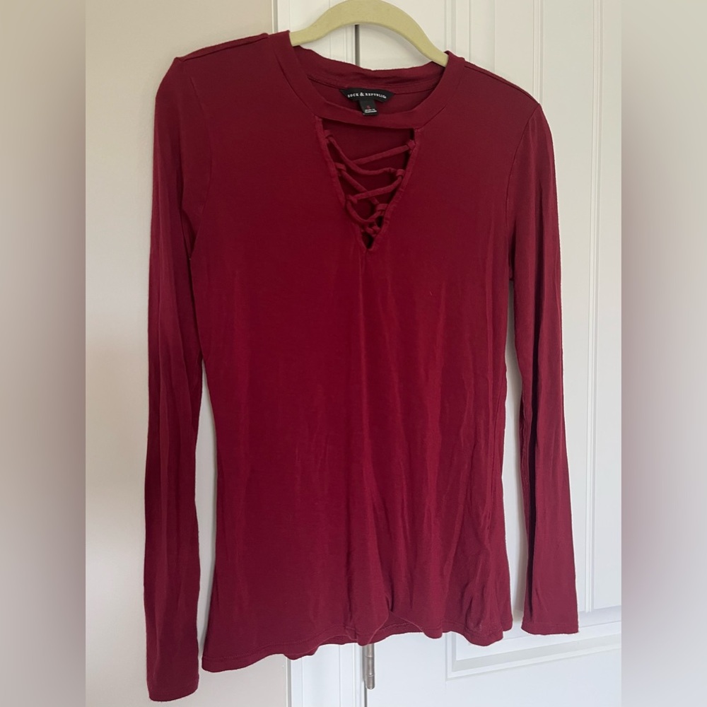 Rock & Republic Vintage Retro Y2K Lace-Up Siren Top